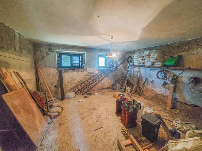 Image No.40-2 Bed Country Property for sale