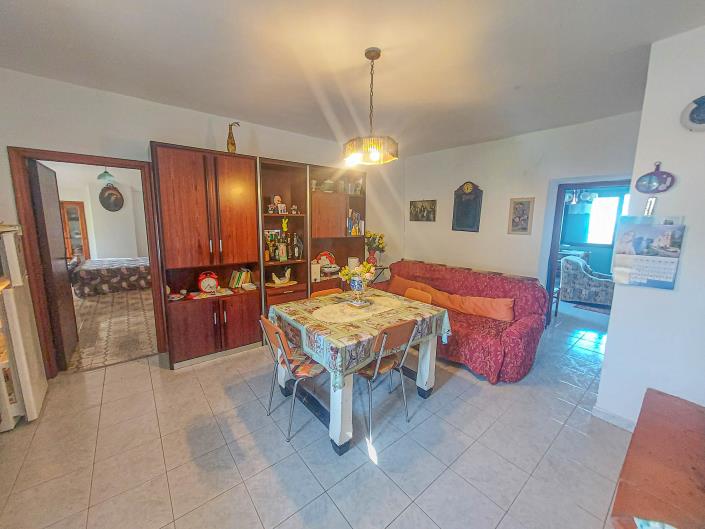 Image No.43-2 Bed Country Property for sale