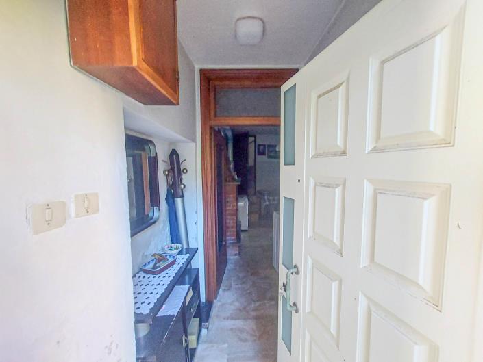 Image No.13-3 Bed Townhouse for sale