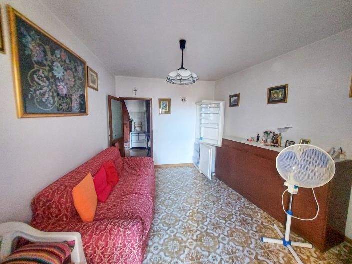 Image No.22-3 Bed Townhouse for sale