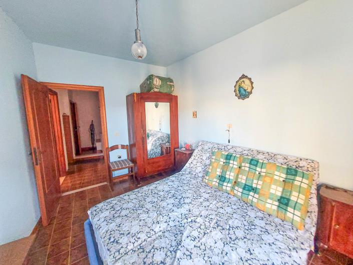 Image No.28-3 Bed Townhouse for sale