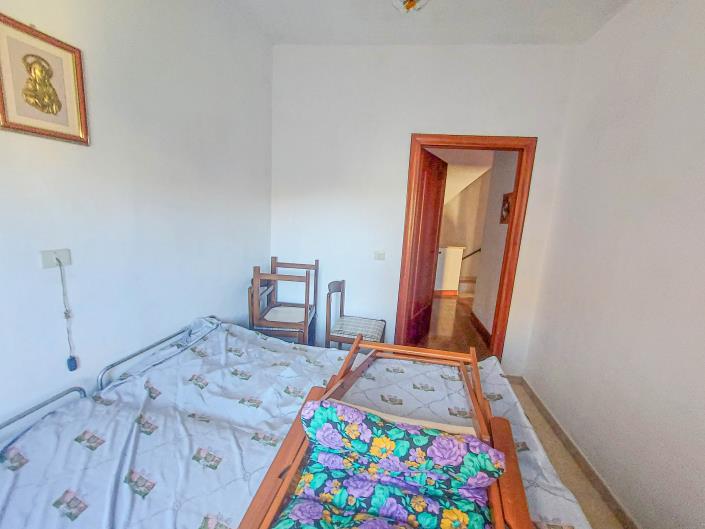 Image No.35-3 Bed Townhouse for sale