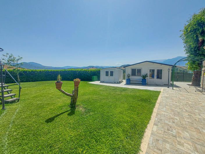 Image No.15-2 Bed Villa for sale