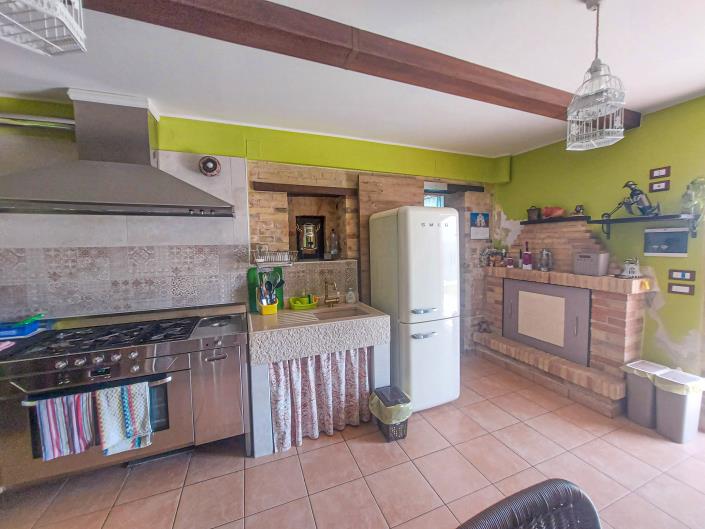 Image No.20-2 Bed Villa for sale