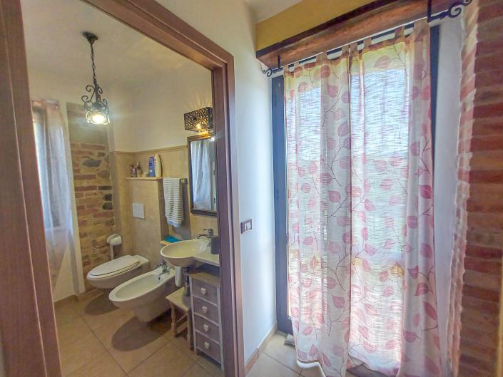 Image No.38-2 Bed Villa for sale