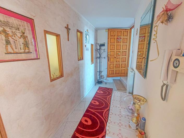 Image No.2-Maison de ville de 4 chambres à vendre à Casoli