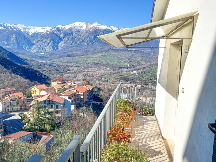 Image No.5-Maison de ville de 4 chambres à vendre à Casoli