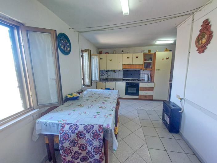 Image No.48-Maison de ville de 4 chambres à vendre à Casoli