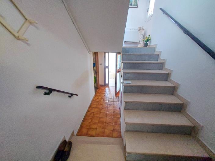 Image No.50-Maison de ville de 4 chambres à vendre à Casoli