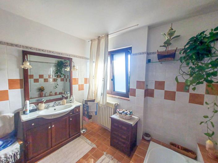 Image No.28-Villa de 3 chambres à vendre à Casacanditella