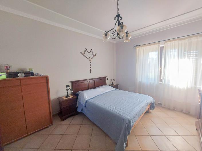 Image No.27-2 Bed Villa for sale