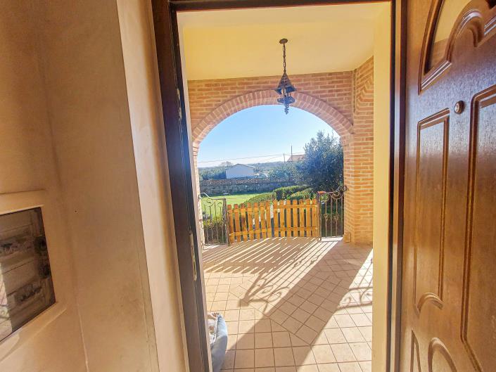 Image No.12-2 Bed Villa for sale