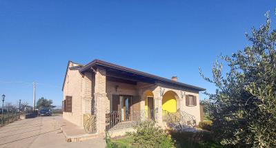 1 - Orsogna, Villa