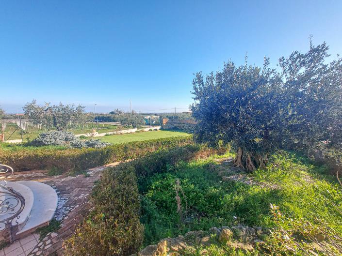 Image No.56-2 Bed Villa for sale