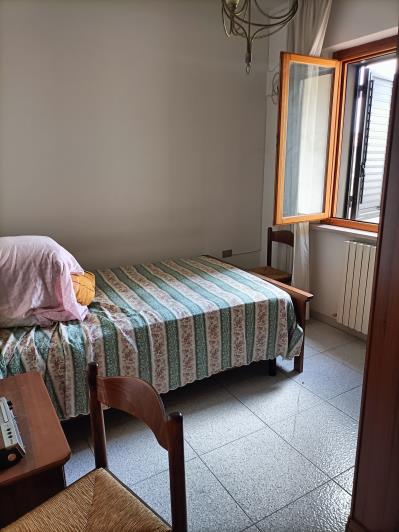 Image No.21-4 Bed Country Property for sale