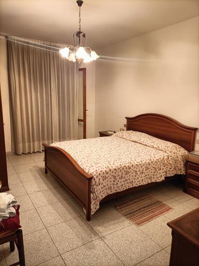 Image No.15-4 Bed Country Property for sale