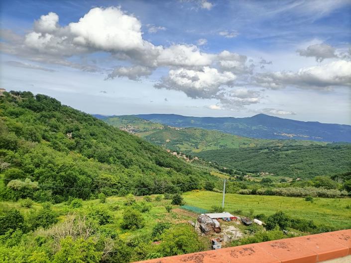 Image No.32-4 Bed Country Property for sale