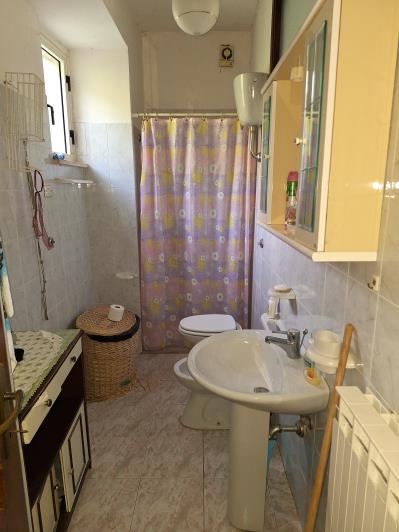 Image No.8-3 Bed House for sale