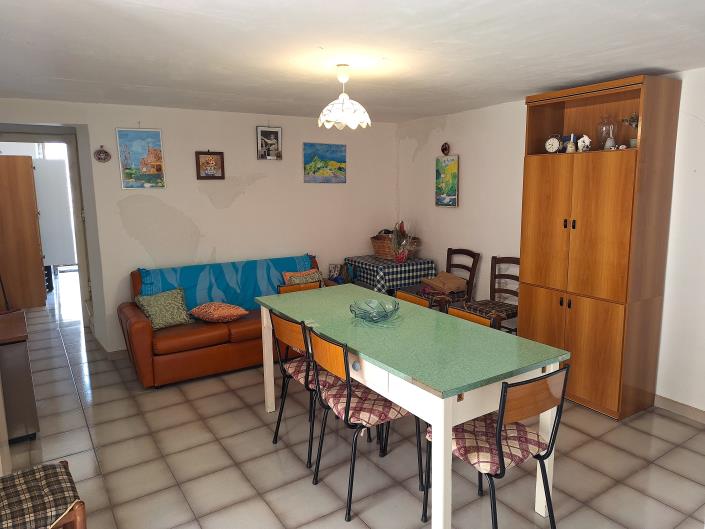 Image No.4-2 Bed Semi-Detached for sale