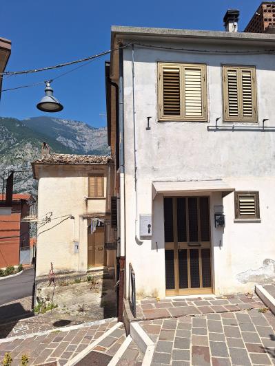 Image No.1-Jumelé de 2 chambres à vendre à Civitella Messer Raimondo