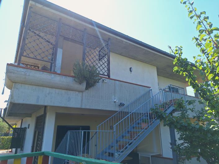 Image No.51-3 Bed Villa / Detached for sale