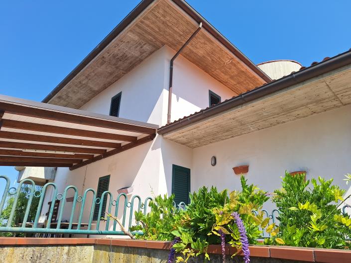 Image No.5-3 Bed Villa / Detached for sale