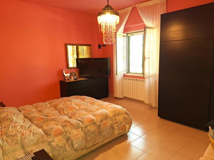 Image No.33-3 Bed Villa / Detached for sale