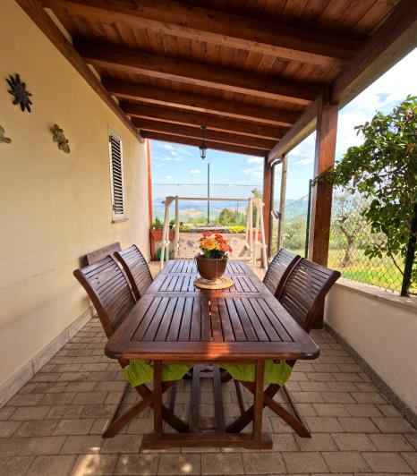Image No.1-2 Bed Semi-Detached for sale