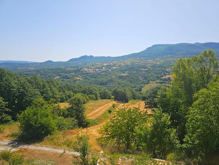 Image No.16-2 Bed Semi-Detached for sale