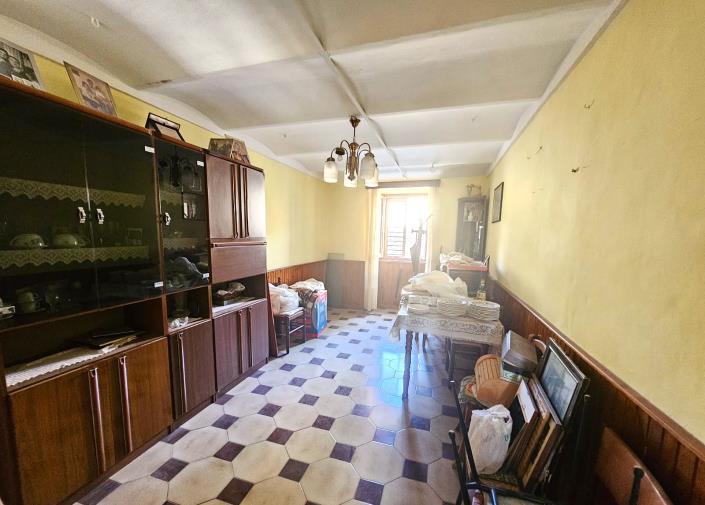 Image No.11-2 Bed Semi-Detached for sale