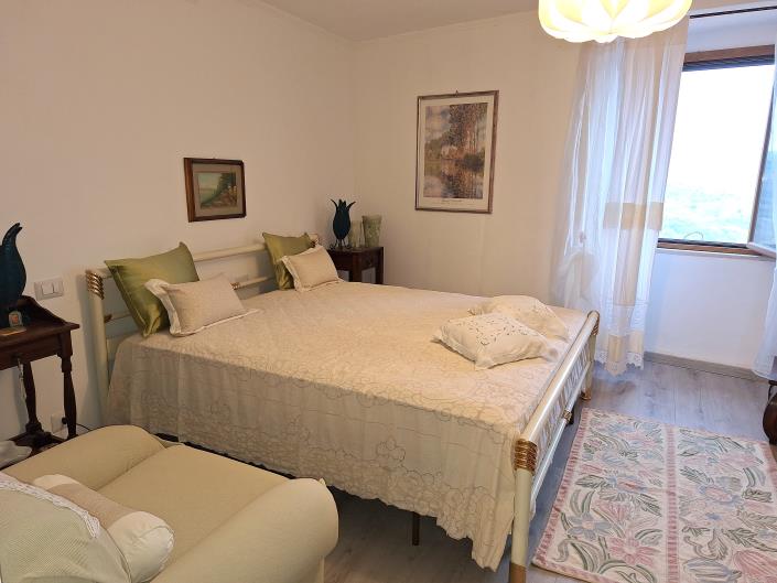 Image No.9-2 Bed House/Villa for sale