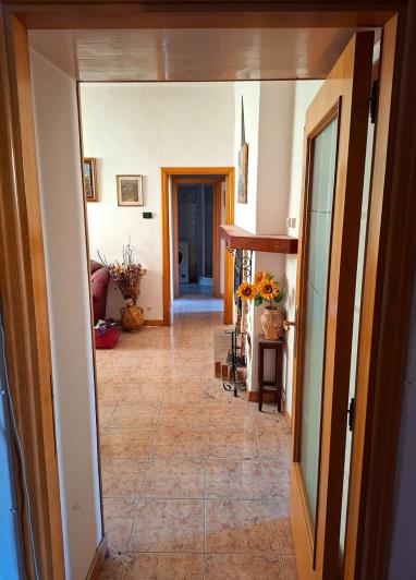 Image No.11-2 Bed Semi-Detached for sale