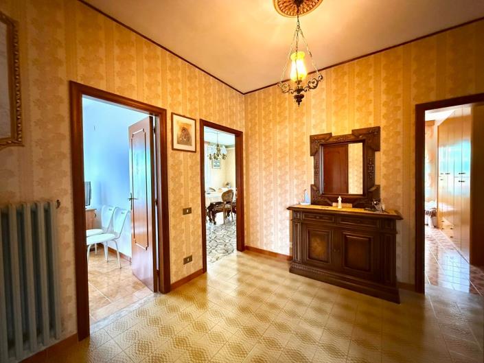 Image No.18-4 Bed House/Villa for sale