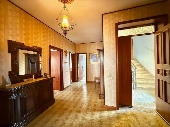 Image No.19-4 Bed House/Villa for sale