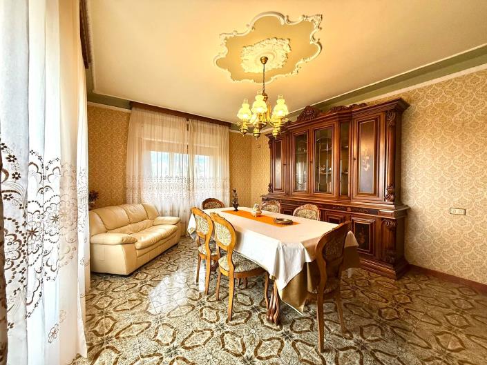 Image No.21-4 Bed House/Villa for sale