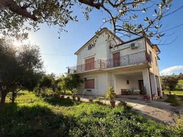 Immagine-WhatsApp-2025-11-24-ore-09-17-01_f6399313