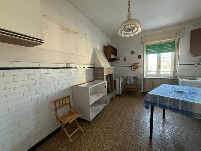 Image No.5-3 Bed Semi-Detached for sale