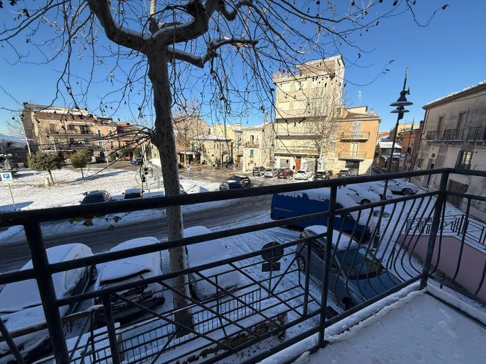 Image No.8-3 Bed Semi-Detached for sale