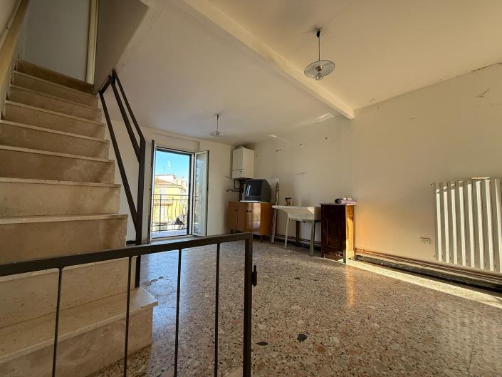 Image No.18-3 Bed Semi-Detached for sale