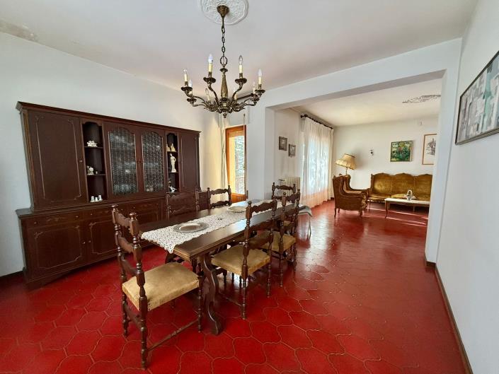 Image No.7-4 Bed House/Villa for sale