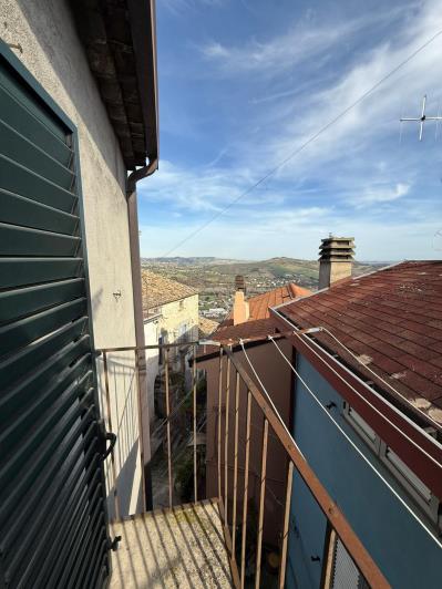 Image No.10-2 Bed Semi-Detached for sale