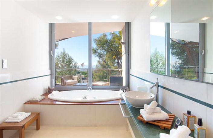 Image No.12-4 Bed House for sale