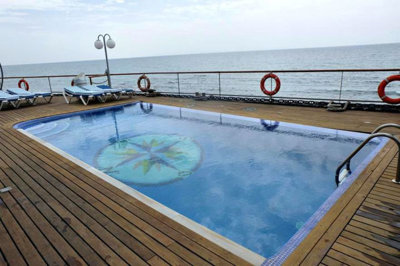 1-7980e48d732b6fc85c14b43b94d2aa54