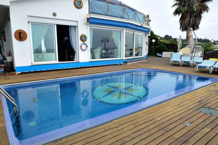 Image No.2-6 Bed House for sale