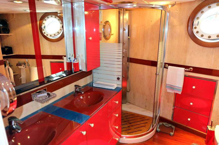 Image No.22-6 Bed House for sale