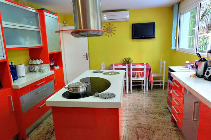 Image No.29-6 Bed House for sale