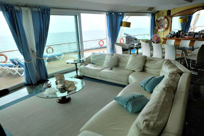 Image No.3-6 Bed House for sale