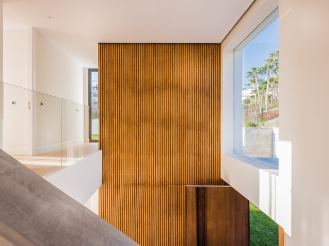 Image No.23-5 Bed House for sale