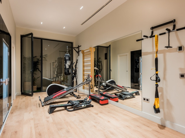 Image No.35-5 Bed House for sale