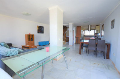 4-c23c0f86247804fa50226aecd8b0b2c8